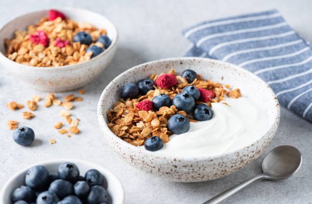 Greek Yogurt: The Everyday Superfood for Energy, Focus, and Balanced Blood Sugar